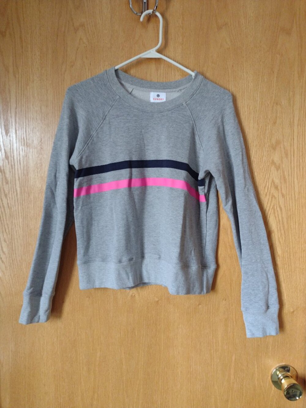 Sundry Sweatshirt Size Medium (2)